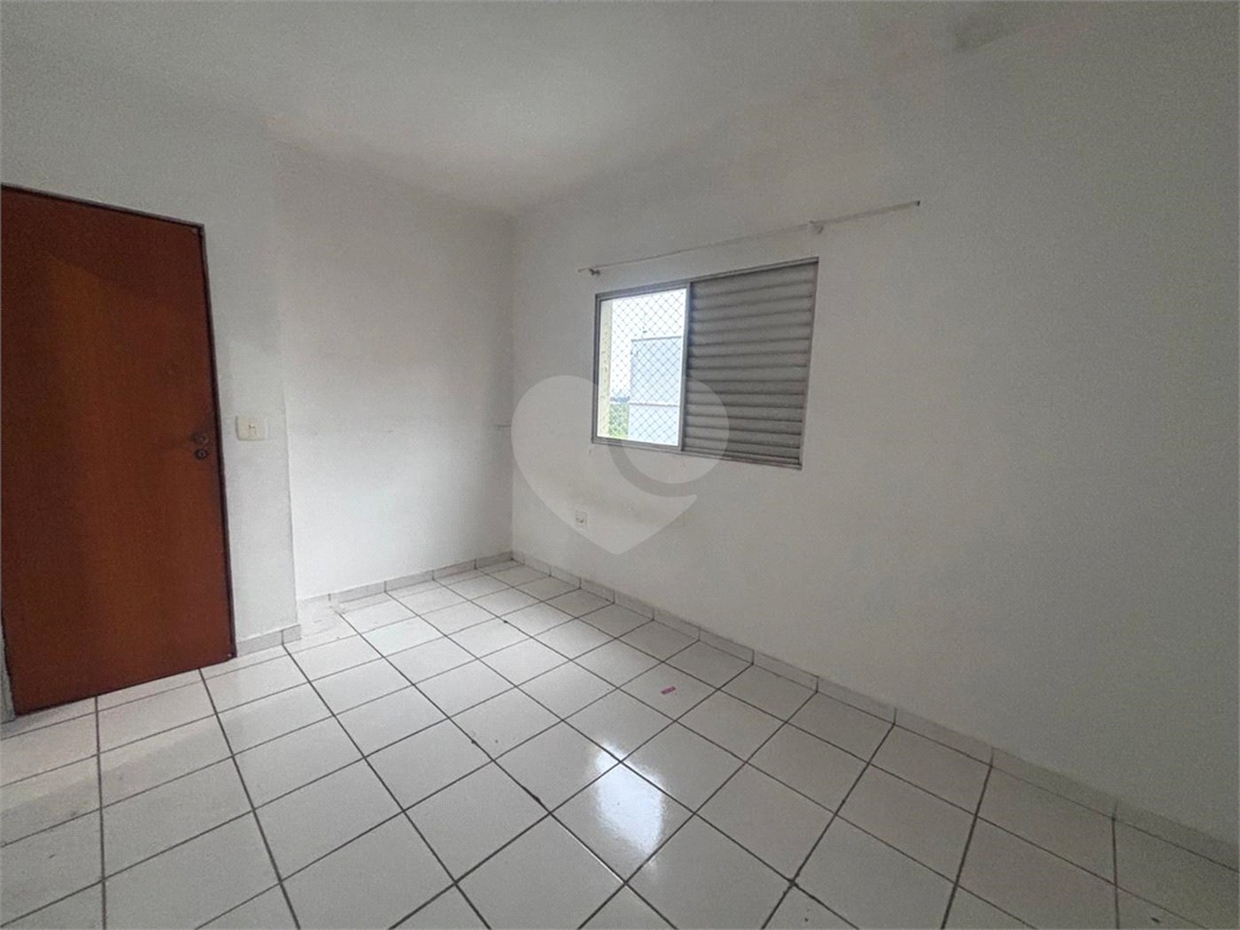 Apartamento à venda com 2 quartos, sendo 1 suíte, em Jardim Saira, Sorocaba, SP