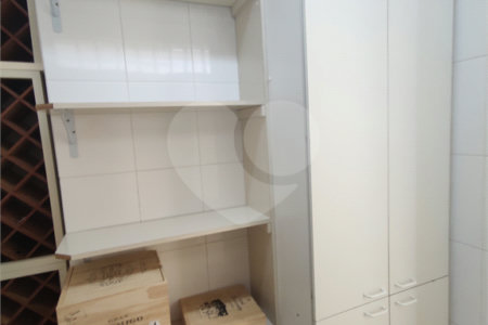 Casa à venda com 3 suítes no condomínio Residencial Suzano, Suzano - SP