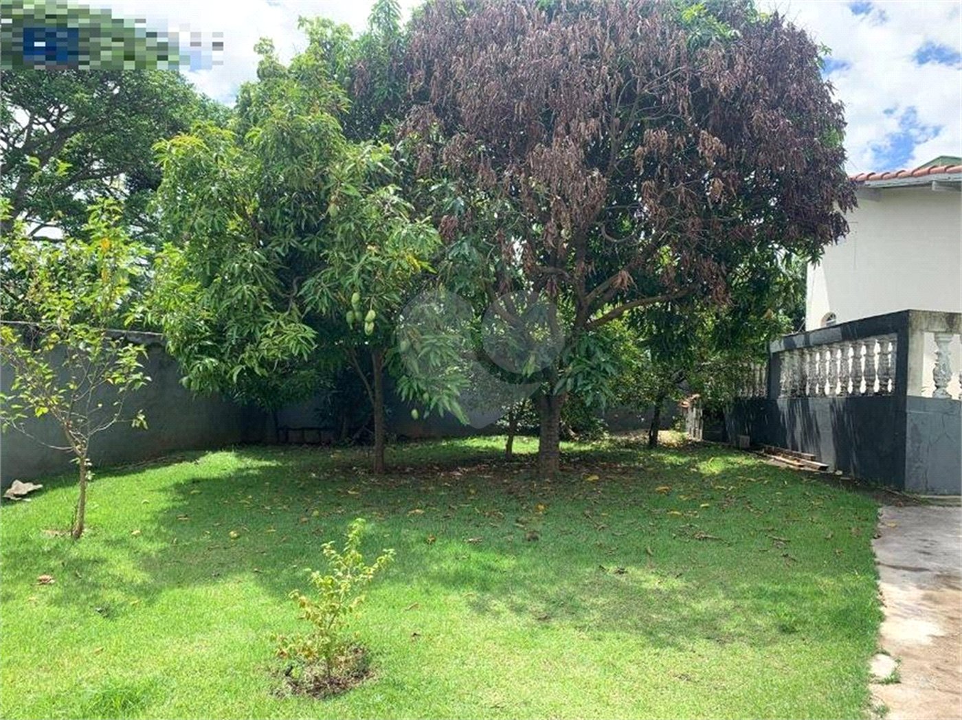 Casa à venda com 3 quartos no condomínio Recanto Florido, Vinhedo - SP