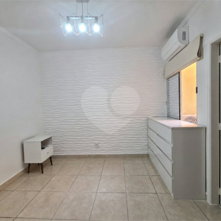 Casa à venda com 3 quartos, sendo 1 suíte, no condomínio Ponta de Leste, São Paulo - SP