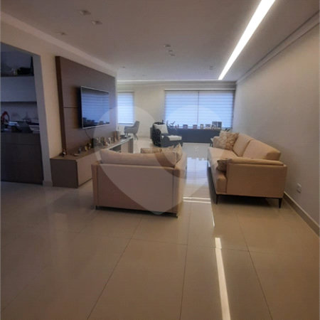 Casa à venda com 3 quartos, sendo 2 suítes,  em Vila Galvão, Guarulhos, SP