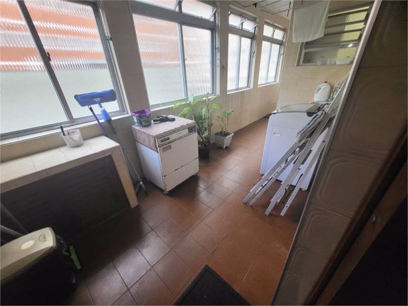Apartamento Residencial à venda, Gonzaga, Santos - AP0836.