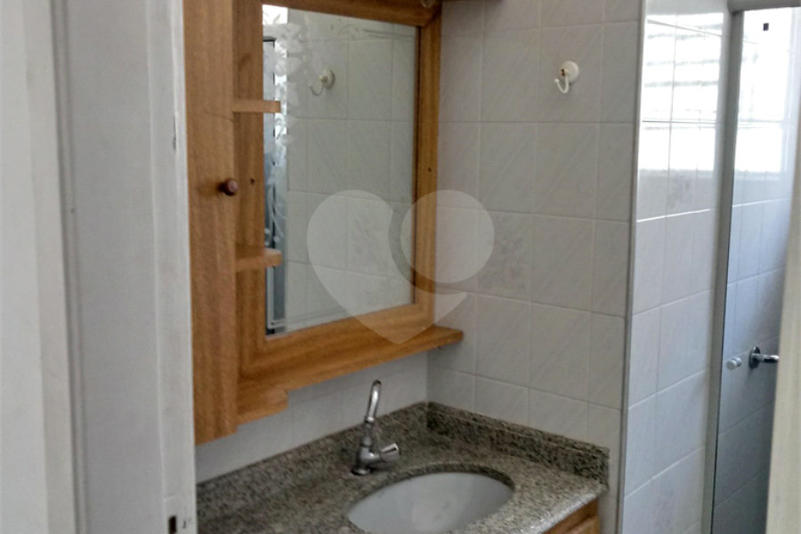 Sobrado à venda com 3 quartos, sendo 1 suíte, em Tremembé, São Paulo, SP