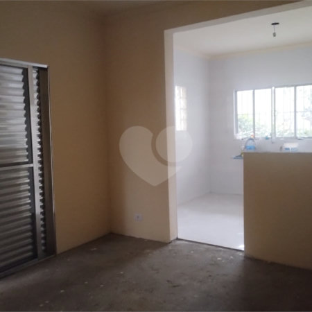 Casa à venda com 3 quartos, sendo 1 suíte, em Vila Jundiaí, Mogi das Cruzes, SP