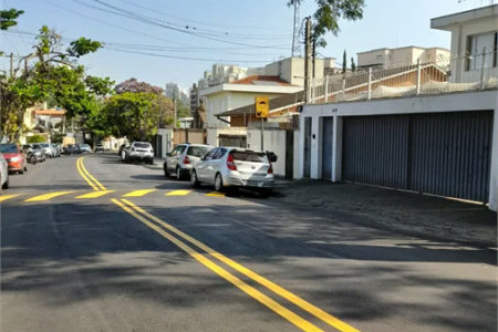 Casa para alugar com 3 quartos, sendo 1 suíte,  em Vila Sônia, São Paulo, SP