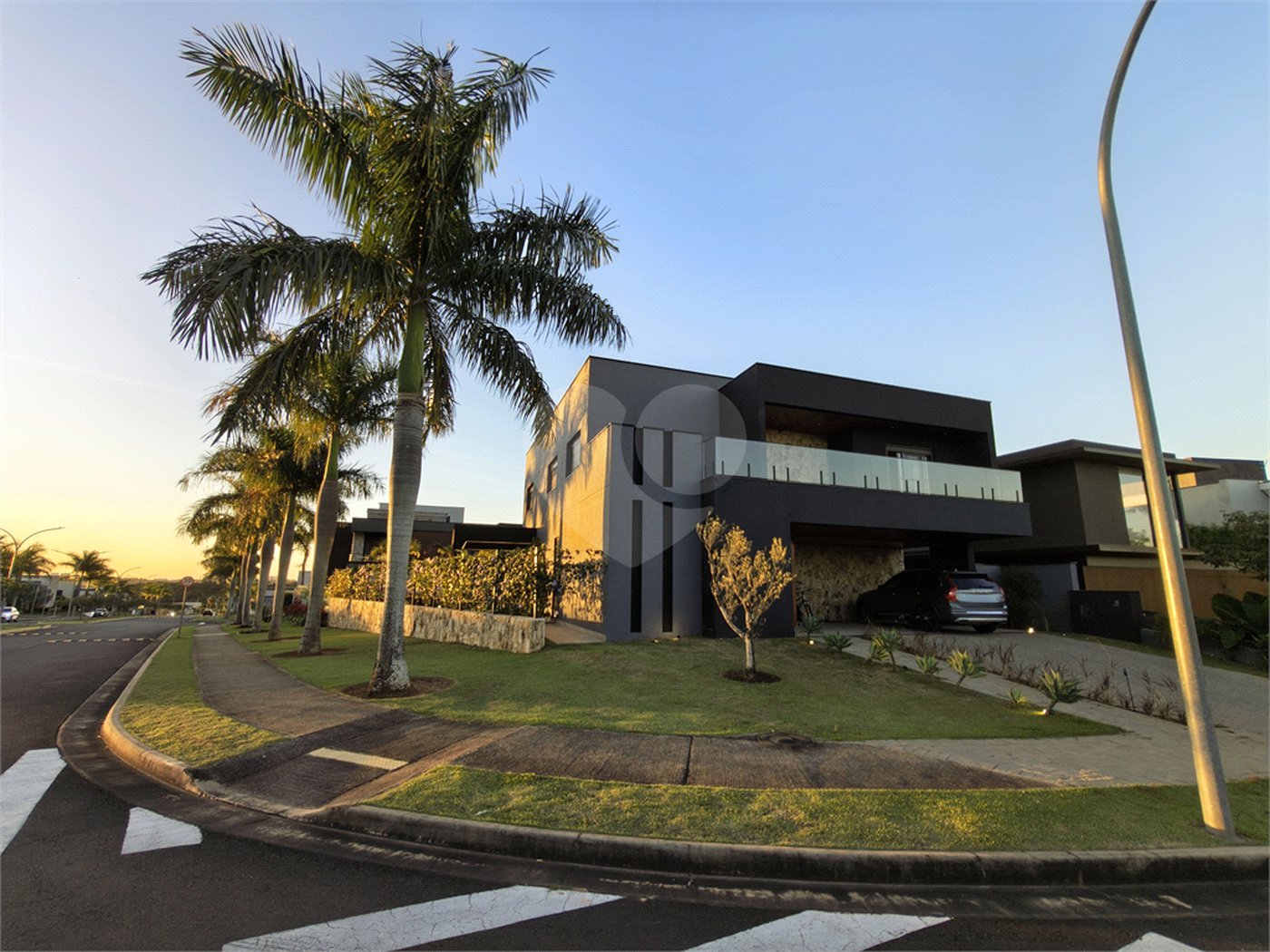 Casa à venda ou para alugar com 5 suítes no condomínio Alphaville Nova Esplanada 4, Votorantim - SP