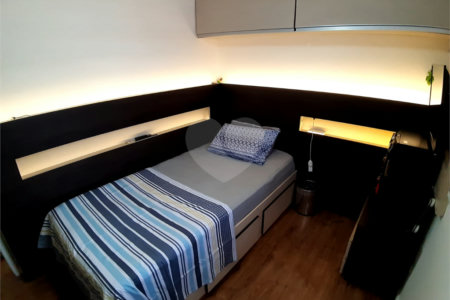 Sobrado à venda com 4 quartos, sendo 2 suítes, em Parque Casa de Pedra, São Paulo, SP