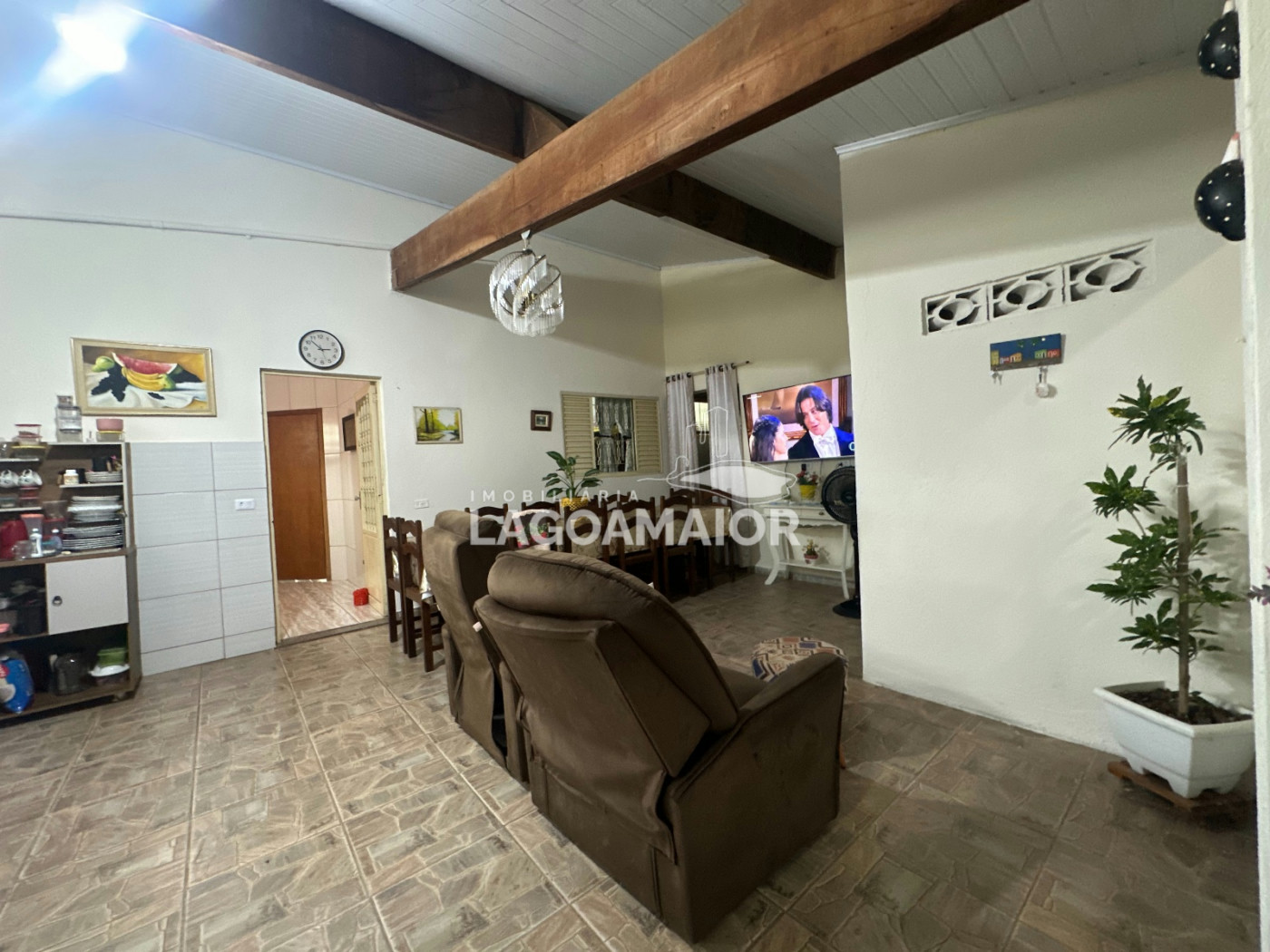 Casa à venda com 3 quartos, sendo 1 suíte,  em Jardim Brasília, Três Lagoas, MS