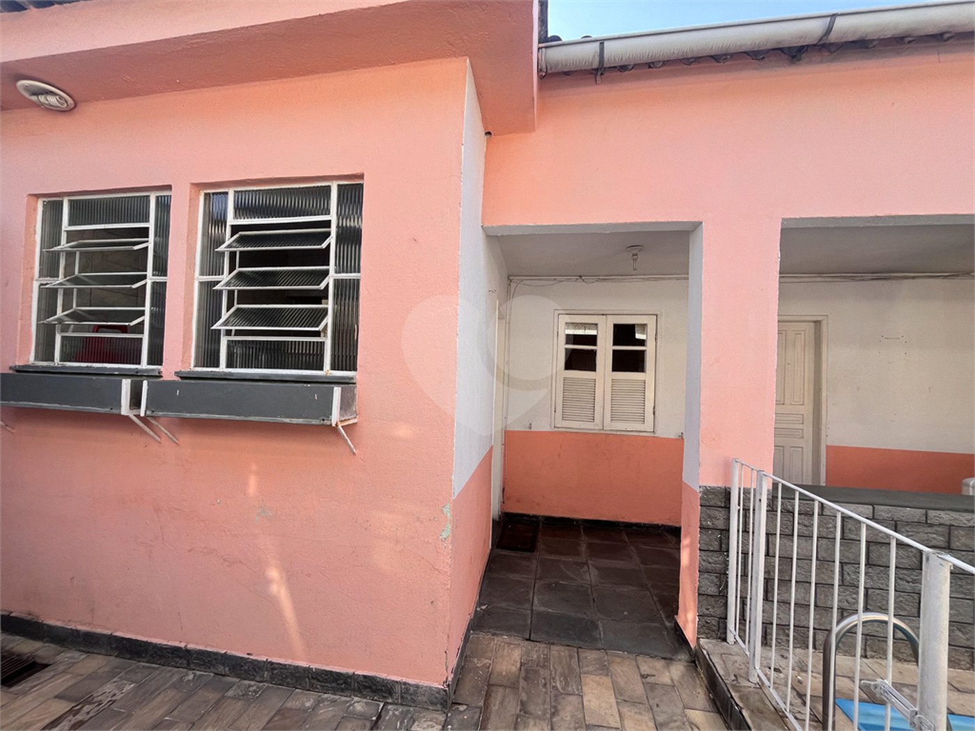 Casa à venda com 3 quartos, sendo 1 suíte,  em Campo Grande, Rio de Janeiro, RJ
