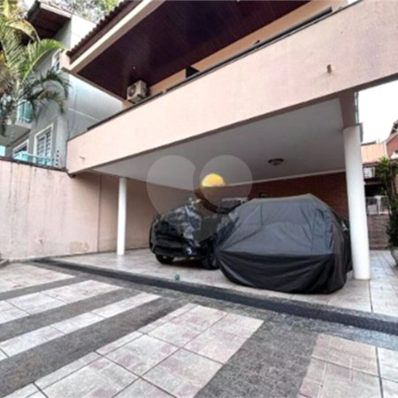 Sobrado à venda ou para alugar com 3 quartos, sendo 1 suíte,  em Jardim Maria Helena, Guarulhos, SP