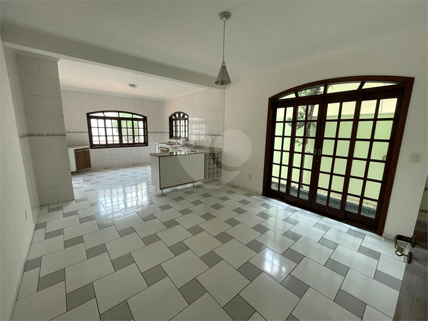 Casa à venda com 4 quartos, sendo 2 suítes,  em Jardim Pagliato, Sorocaba, SP