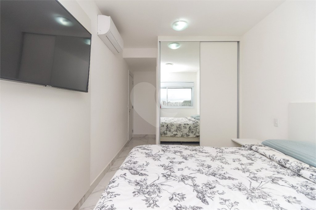 Apartamento à venda com 3 quartos, sendo 1 suíte, em Chácara Santo Antônio, São Paulo, SP