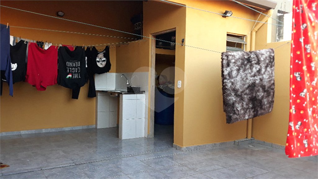 Sobrado à venda com 3 quartos, sendo 1 suíte, em Jardim Peri, São Paulo, SP