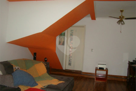 Sobrado à venda com 2 quartos, sendo 1 suíte, em Jardim São Luís, Suzano, SP
