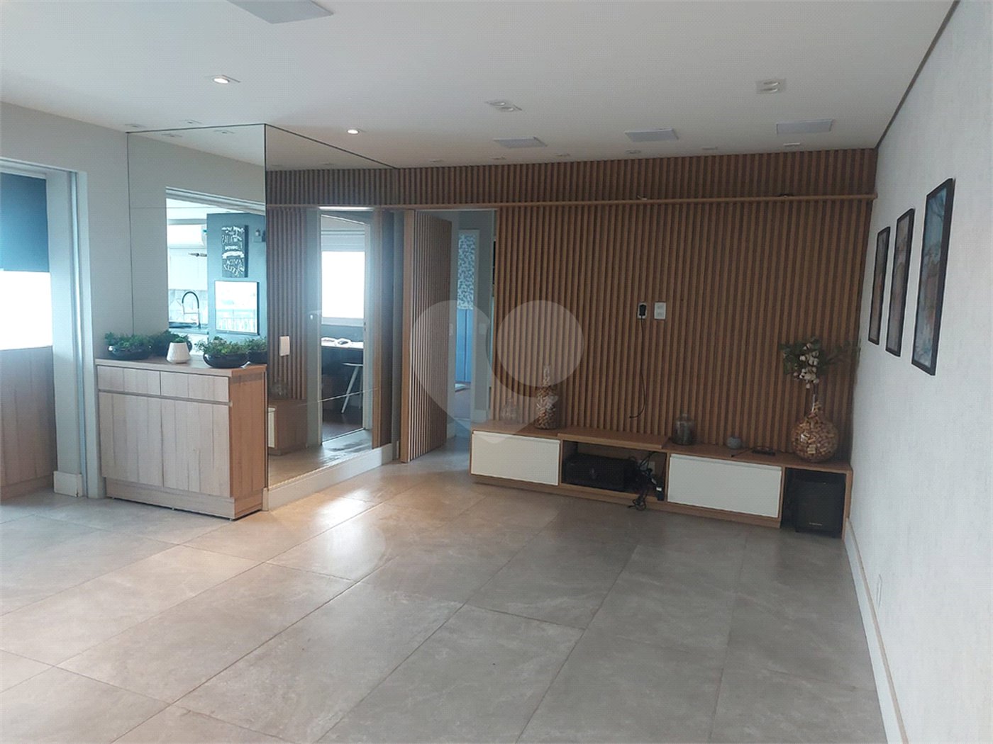 Apartamento à venda com 3 quartos, sendo 1 suíte, em Barra Funda, São Paulo, SP