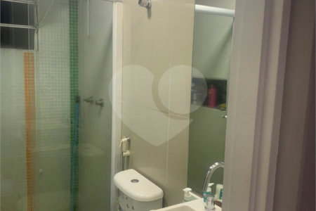 Apartamento à venda com 2 quartos em Jardim Itamarati, Poá, SP