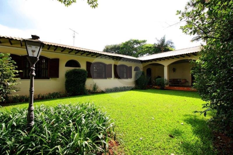 Casa Térrea à venda com 4 quartos, sendo 1 suíte, em City Boaçava, São Paulo, SP