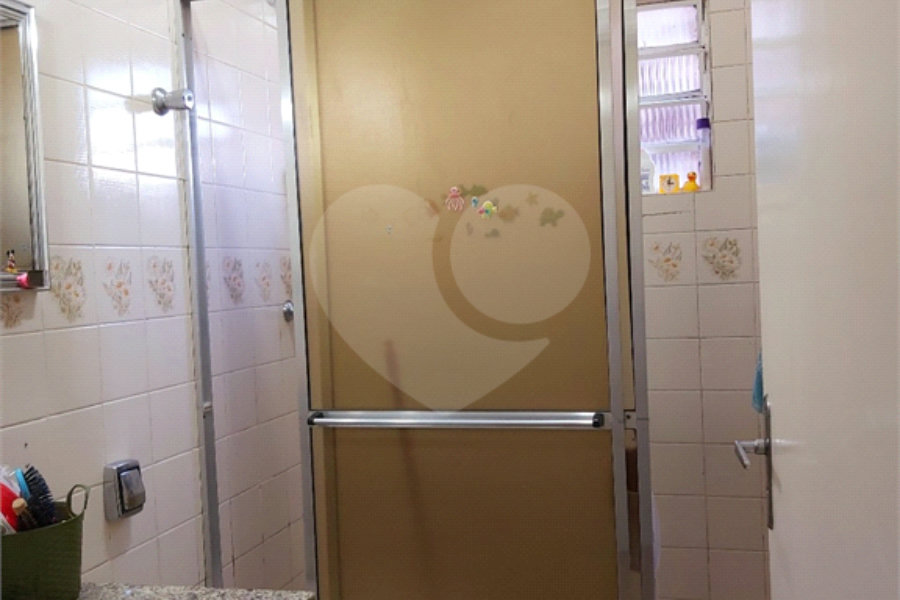Sobrado à venda com 3 quartos, sendo 1 suíte, em Vila Irmãos Arnoni, São Paulo, SP