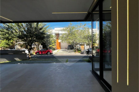 Casa à venda com 4 suítes no condomínio Residencial Mosaico da Serra, Mogi das Cruzes - SP