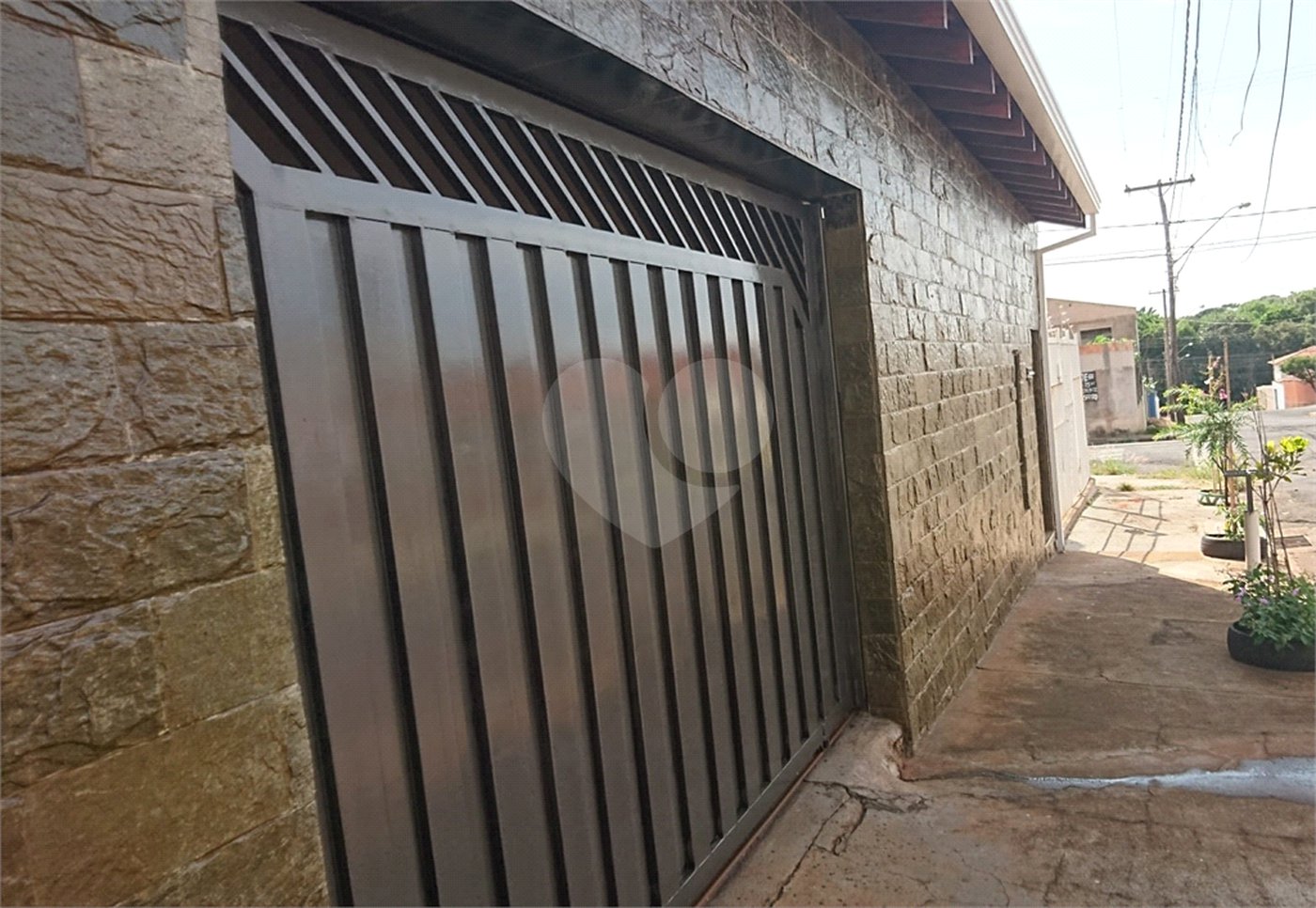 Casa térrea em Araraquara/SP, na Vila Xavier.
