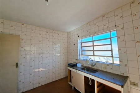 Sobrado à venda com 3 quartos, sendo 1 suíte, em Jardim Esmeralda, São Paulo, SP