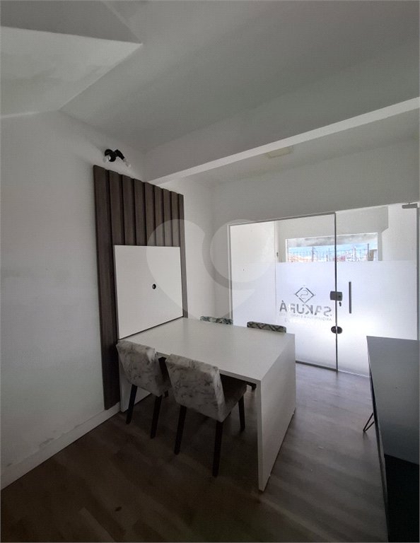 Casa à venda com 6 quartos, sendo 1 suíte,  em Vila Vitória, Mogi das Cruzes, SP