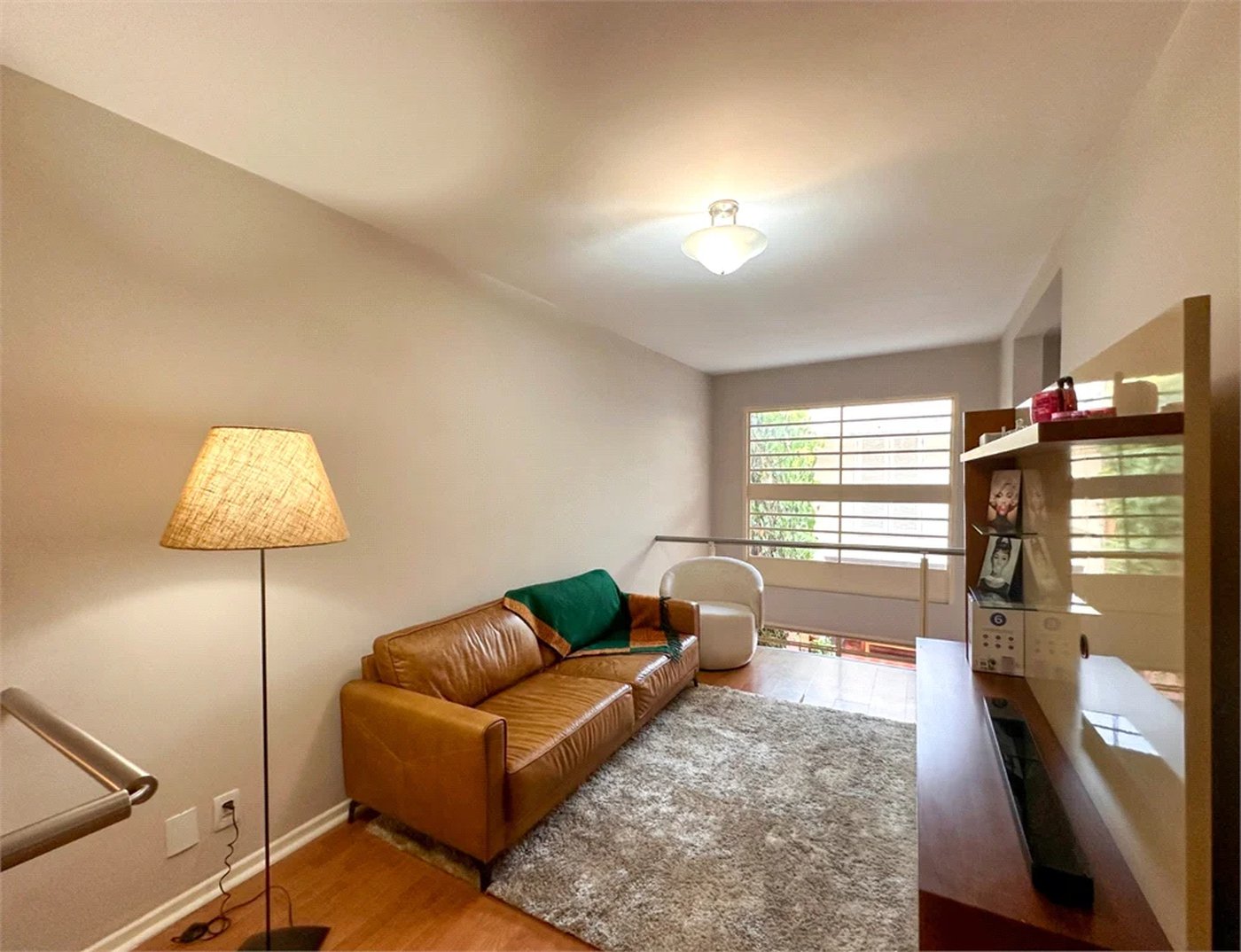 Casa à venda com 3 quartos, sendo 1 suíte, no condomínio Barão do Triunfo, São Paulo - SP