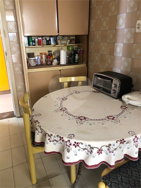 Sobrado à venda com 5 quartos, sendo 1 suíte,  em Jardim São Bento, São Paulo, SP