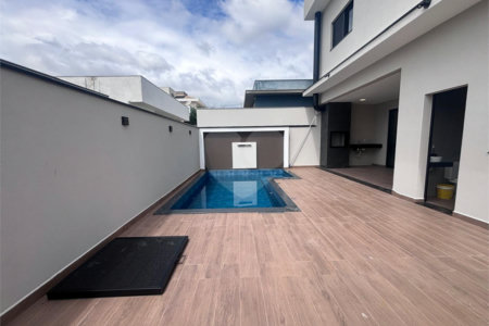 Casa à venda com 3 suítes no condomínio Campos do Conde I e II, Sorocaba - SP