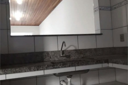 Sobrado à venda com 2 quartos em Km 18, Osasco, SP