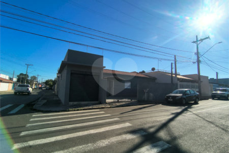 Casa à venda com 3 quartos em Jardim Califórnia, Indaiatuba, SP