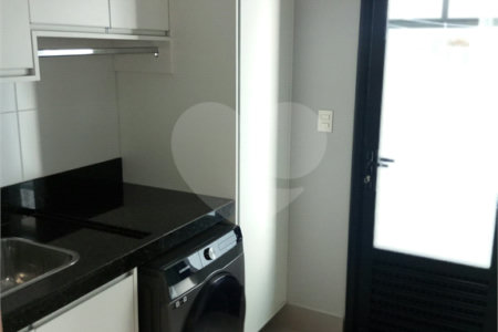 Casa à venda ou para alugar com 3 suítes no condomínio Residencial Central Parque, Salto - SP