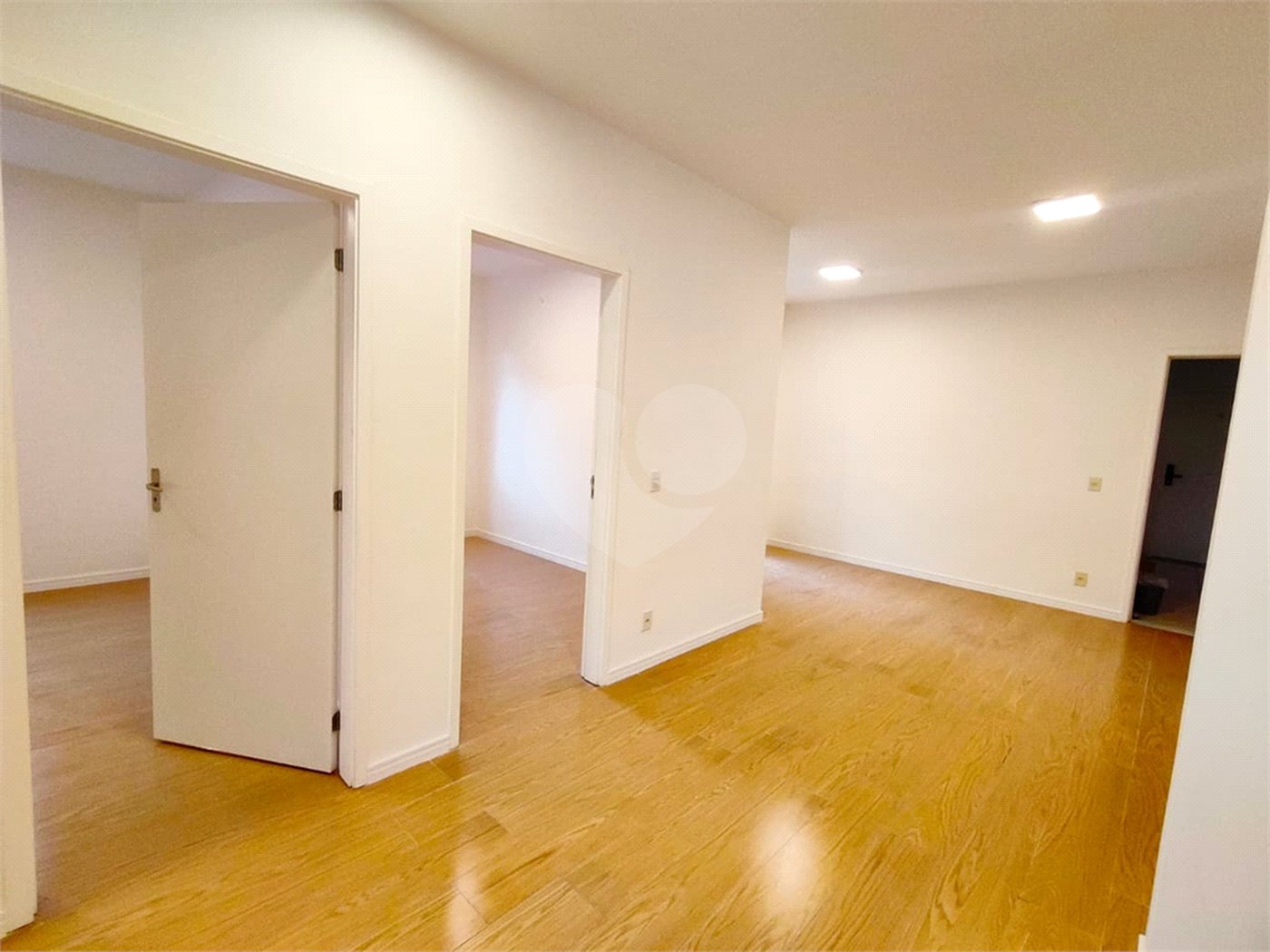 Apartamento à venda com 2 quartos em Jardim São Carlos, Sorocaba, SP