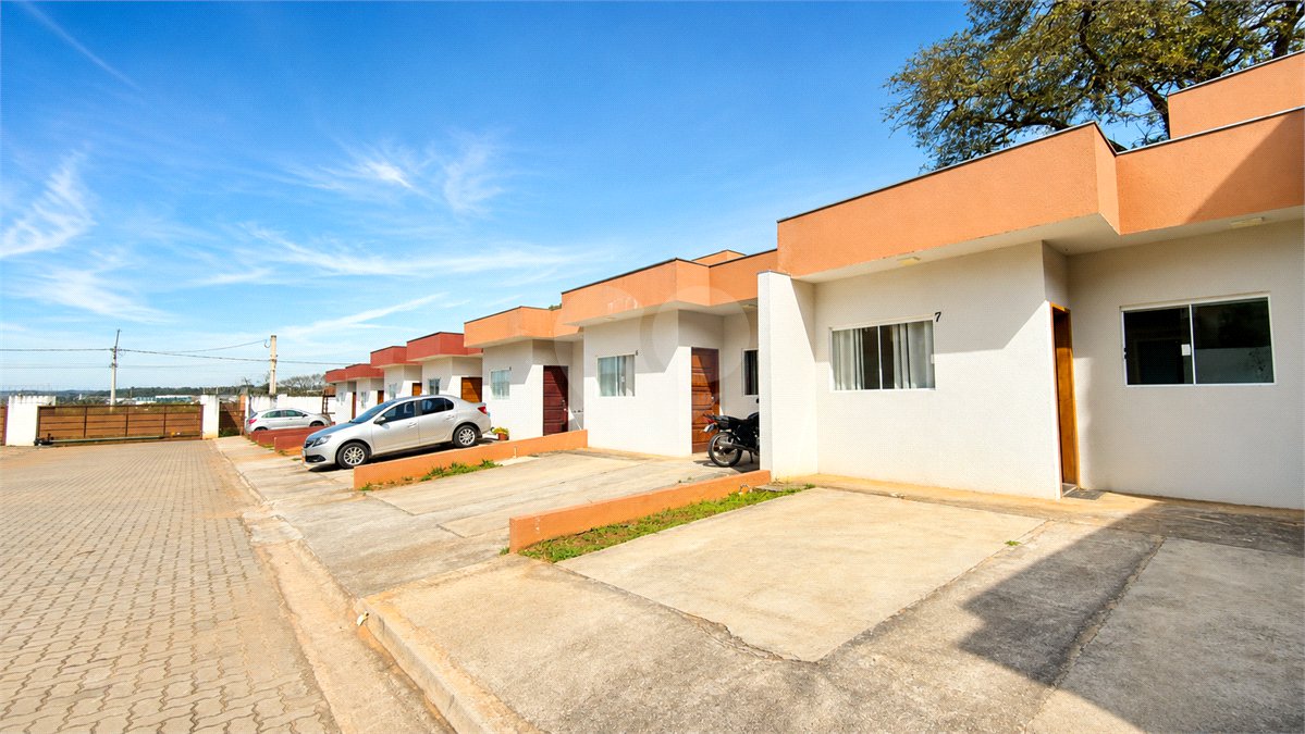 Casa à venda com 2 quartos no condomínio Residencial Esperanza, Sorocaba - SP