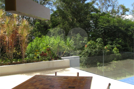 Casa à venda com 3 quartos, sendo 1 suíte, no condomínio Alpes de Vinhedo, Vinhedo - SP
