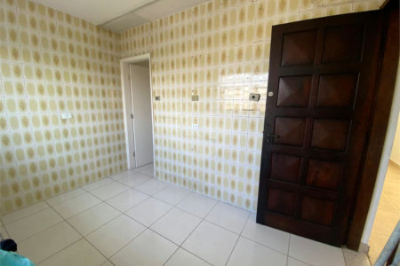 Sobrado à venda com 3 quartos, sendo 1 suíte, em Chácara Inglesa, São Paulo, SP