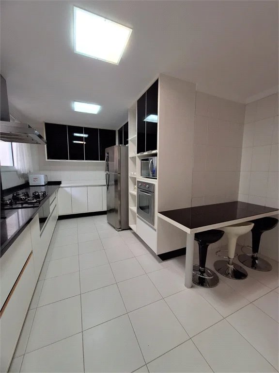 Apartamento à venda com 4 quartos, sendo 3 suítes, em Vila Gertrudes, São Paulo, SP