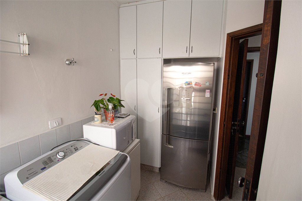 Casa à venda com 1 quarto, sendo 3 suítes, em Esplanada Mendes Moraes, São Roque, SP