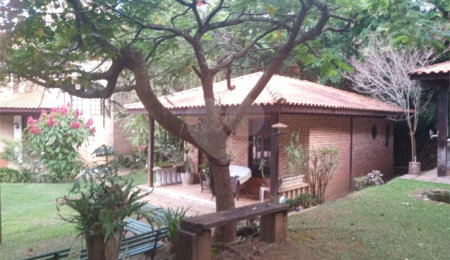 Chácara à venda com 7 quartos, sendo 3 suítes,  em Saboó, São Roque, SP