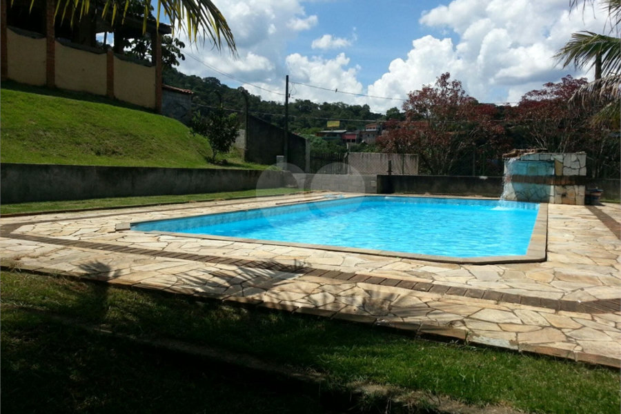 Chácara à venda com 4 quartos, sendo 3 suítes, em Área Rural de Mairiporã, Mairiporã, SP
