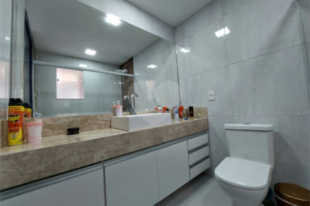 Casa à venda com 2 quartos, sendo 1 suíte,  em São José, Armação dos Búzios, RJ