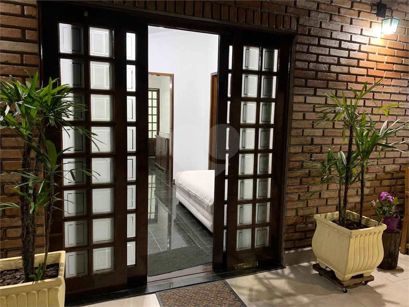 Casa à venda com 3 suítes em Vila Amorim, Suzano, SP