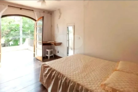 Sobrado à venda com 3 quartos em Jardim Peri Peri, São Paulo, SP