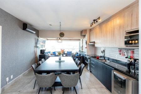 Apartamento à venda com 3 quartos, sendo 1 suíte,  em Chácara Flora, São Paulo, SP
