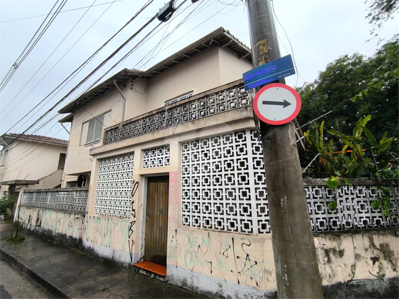 Sobrado à venda com 5 quartos, sendo 1 suíte, em Jardim Trussardi, São Paulo, SP