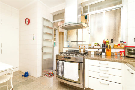 Apartamento à venda com 3 quartos, sendo 1 suíte, em Santa Cecília, São Paulo, SP