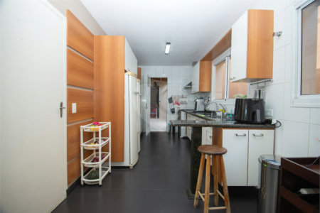 Sobrado à venda com 4 quartos, sendo 1 suíte, em Brooklin, São Paulo, SP