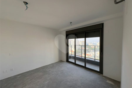 Apartamento à venda com 3 suítes em Alto da Lapa, São Paulo, SP