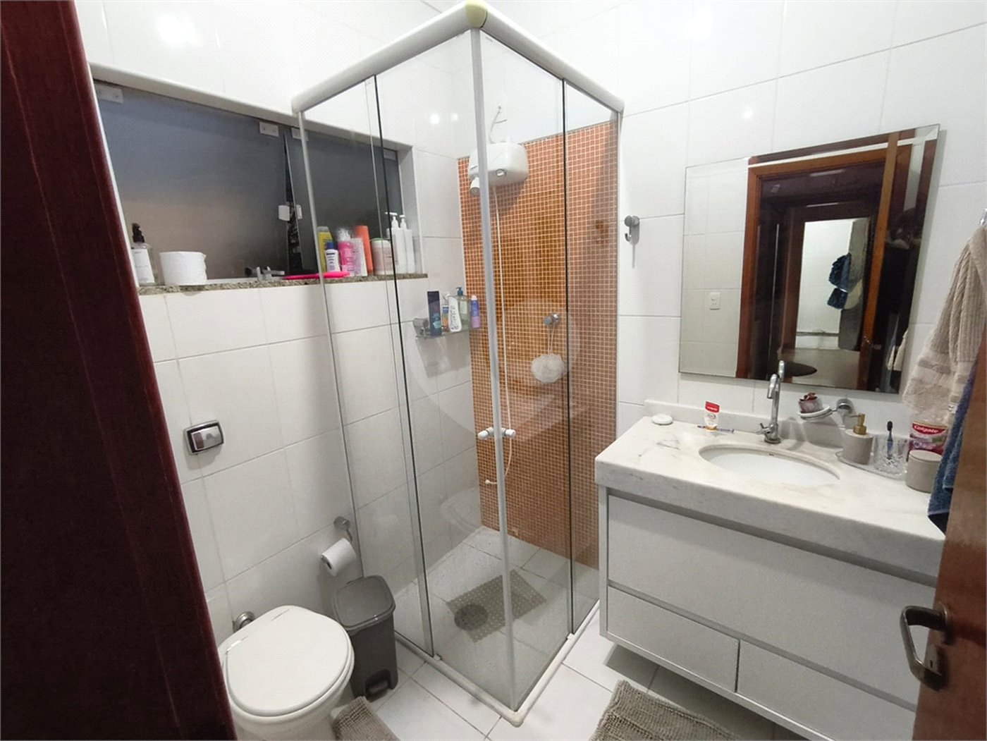 Casa à venda com 3 quartos, sendo 1 suíte,  em Vila Nastri, Itapetininga, SP