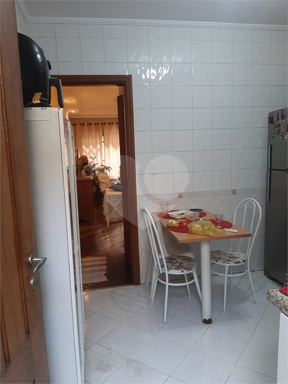 Casa à venda com 3 quartos, sendo 1 suíte, no condomínio Barbará II, São Paulo - SP